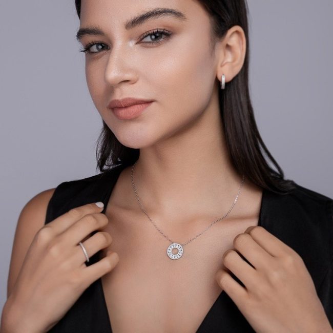 925 Sterling Silver necklace with Diamond Circle Pendant