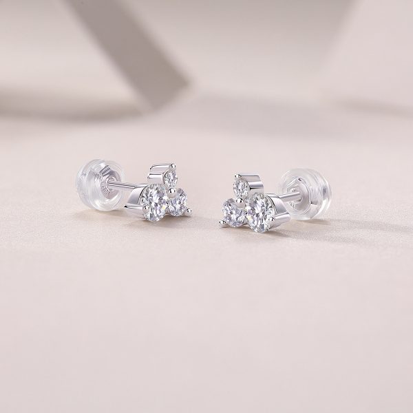 Basket-Set Three Diamond Stud Earrings