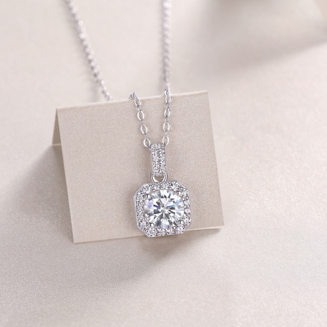 Diamond Floating Halo Solitaire Pendant Necklace - Image 4