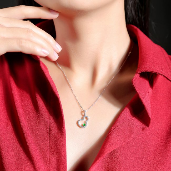 925 Sterling Silver Green Jade Pendant Necklace - Image 2