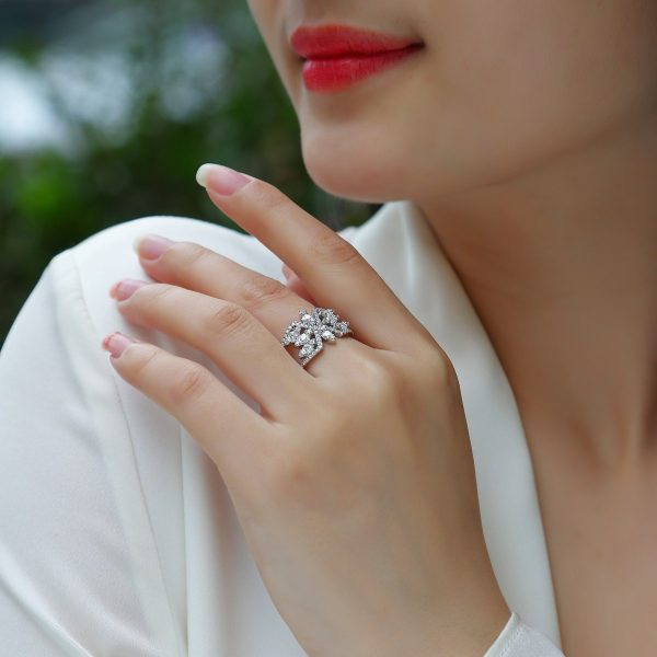 925 Sterling Silver moissanite Snowflake Ring For Women