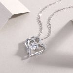 Collar con colgante de doble corazón en plata de ley 925