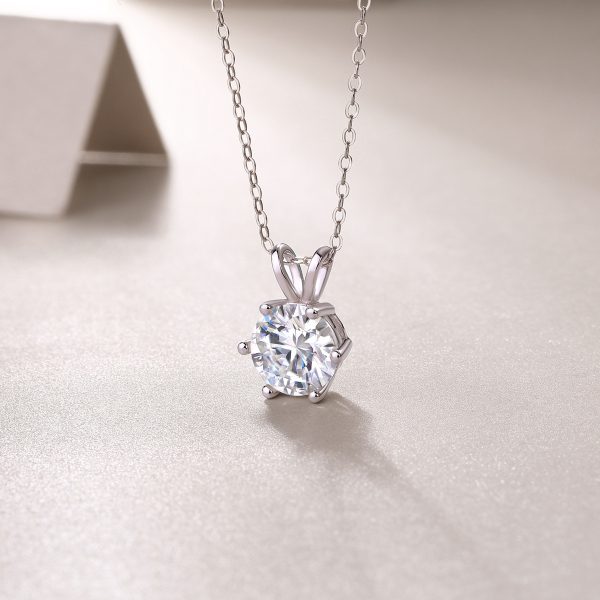 Solitaire Round Classic Diamond Pendant Necklace - Image 5