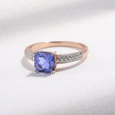 Tanzanite-rose-gold-sterling-silver-ring