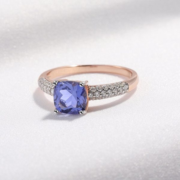 Tanzanite-rose-gold-sterling-silver-ring