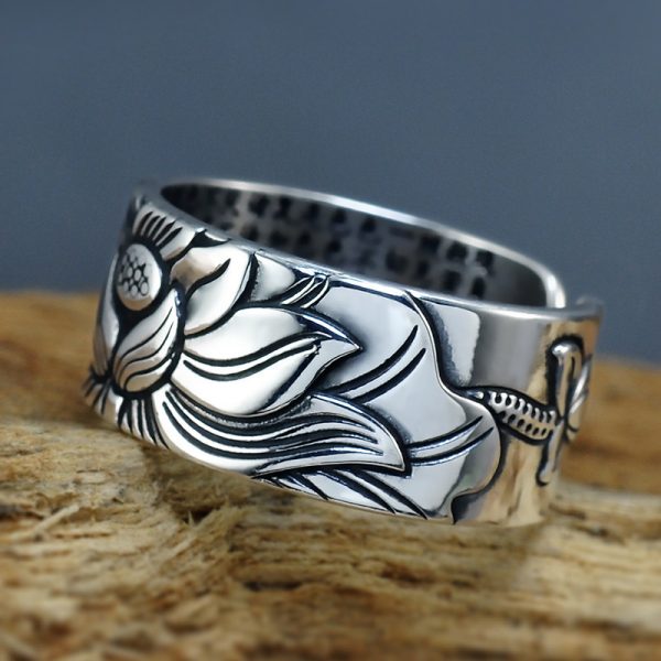 Mens Sterling Silver ring, right view