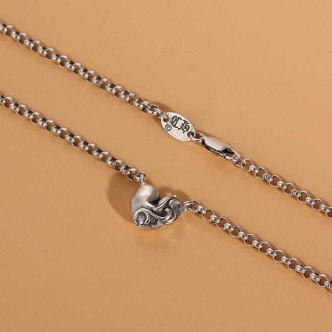 Circle Link Chain Heart Pendant Necklace Silver Clavicle Necklace - Image 4