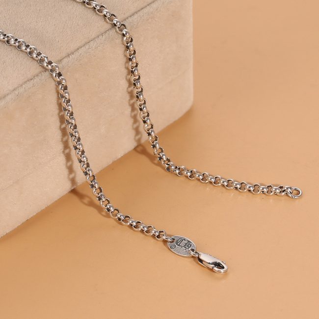 Circle Link Chain Heart Pendant Necklace Silver Clavicle Necklace - Image 2