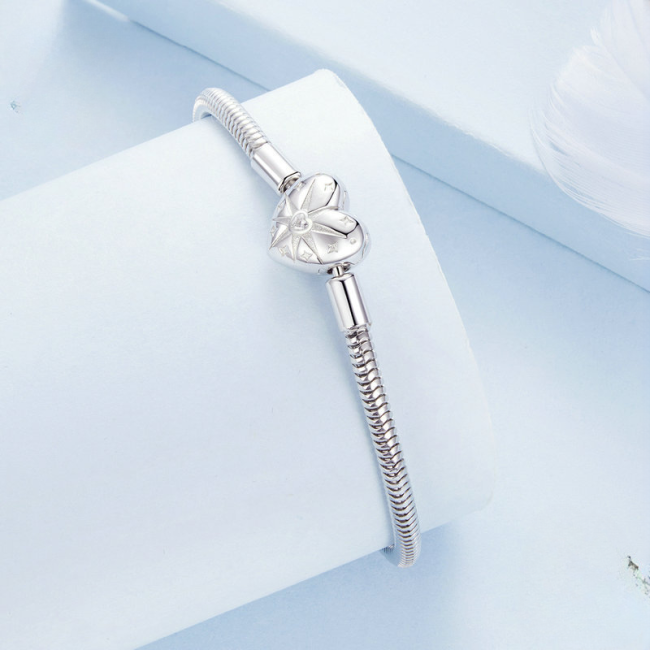 Starburst Heart Sterling Silver Snake Chain Bracelet For Women - Image 4