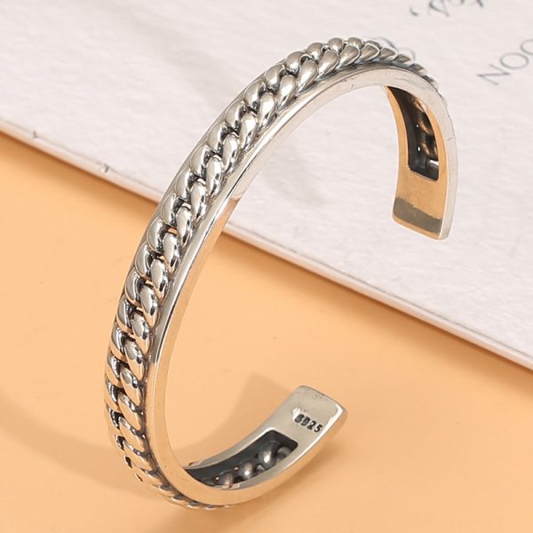Vintage sterling silver bangle bracelet, this is left view of the cuban sterling silver bangle.