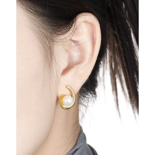 Teardrop Pearl Sterling Silver Stud Earrings For Women