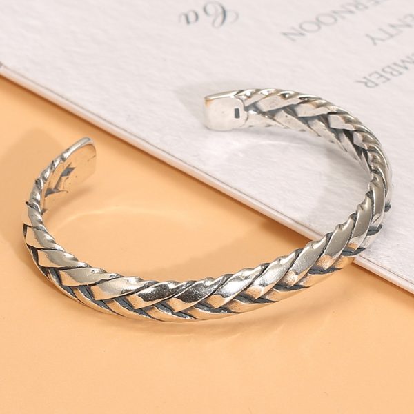 sterling silver cuff bracelet, front view of the bracelet, 2.4 inch inner diameter, weight about 33.48g
