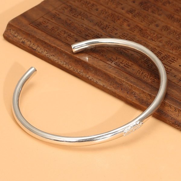 sterling silver bracelets for women, this is a right view of the silver bangle bracelet
