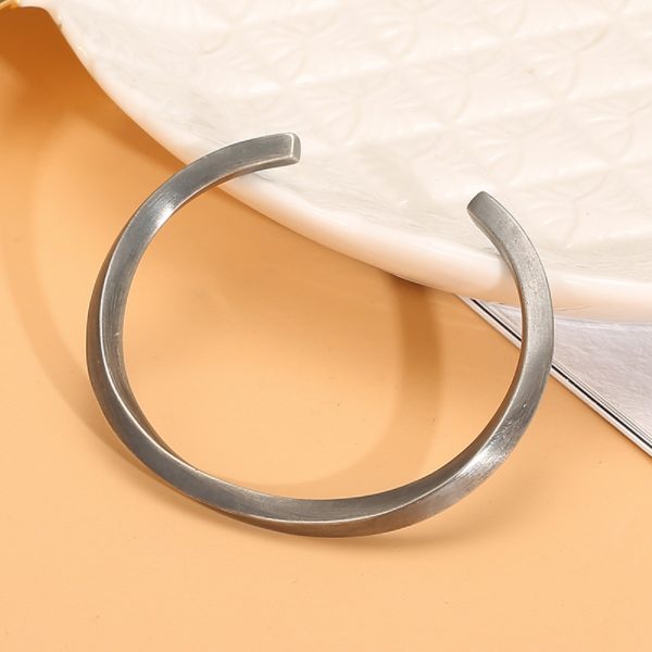 Sterling silver bangle bracelet, bangle inner diameter 2.4 inches, weight: approx. 27.57g