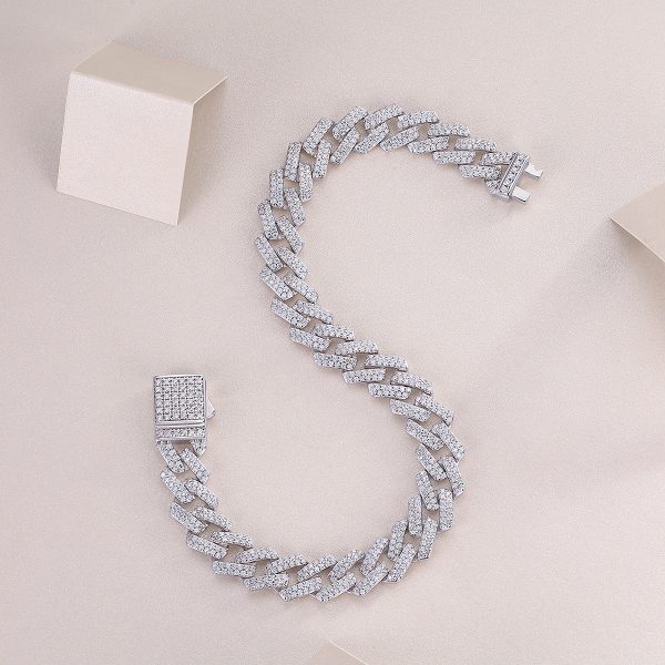 Pandora Pavé Diamond Link Chain Bracelet In Sterling Silver front view image