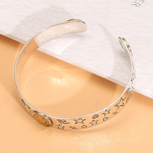 sterling silver bracelets for women, top view of the silver bracelet