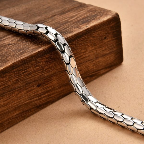 925 Sterling Silver bracelet with Snakeskin detail view image