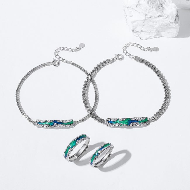 925 Sterling Silver Couple Bracelet With Aurora bracelet, made of 925 sterling, the couples same desgin