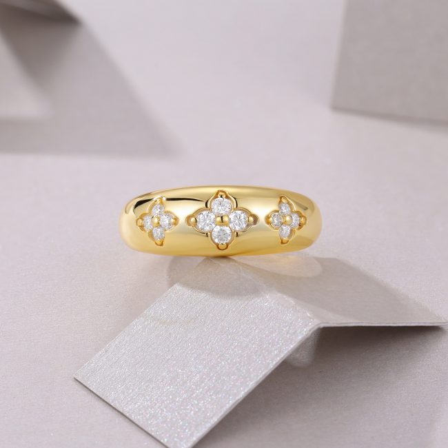 925 Sterling Silver Diamond Flower Ring Design
