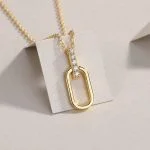 Collar con colgante en forma de clip de papel de plata de ley 925 para mujer