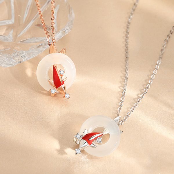 Sterling Silver White Chalcedony Necklace Of Yellow Gold
