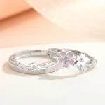 Anillos de pareja de plata con diseño floral en flor de cerezo Sakura
