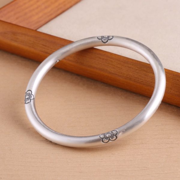 Carved Flowers Silver Bangles for women, handmade, Closed bracelet, multiple sizes available
