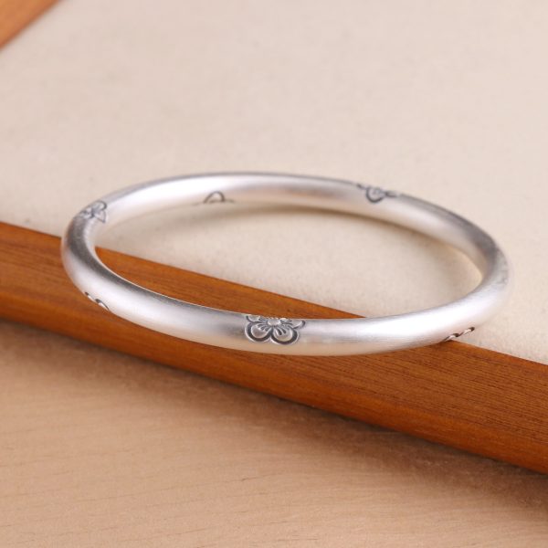 Sterling Silver Bangles for women, Round closed bangle with flower engravings