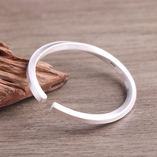 Clouds Engraved Twisted Sterling Silver Bangles For women