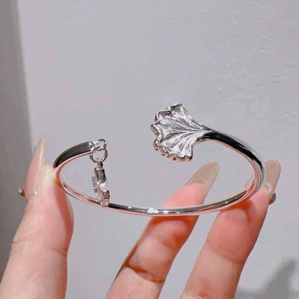 Ginkgo Leaf Sterling Silver Bangles for women detail