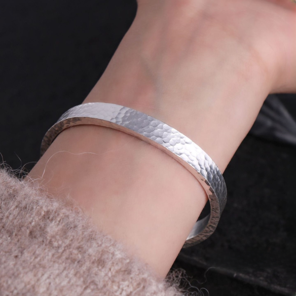 Silver Bangles Bracelet Of Hand Made Hammered Pair of Bracelets big bracelet, weight about 45g