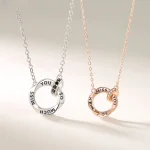 Collar de pareja de plata con colgante Mobius Strip