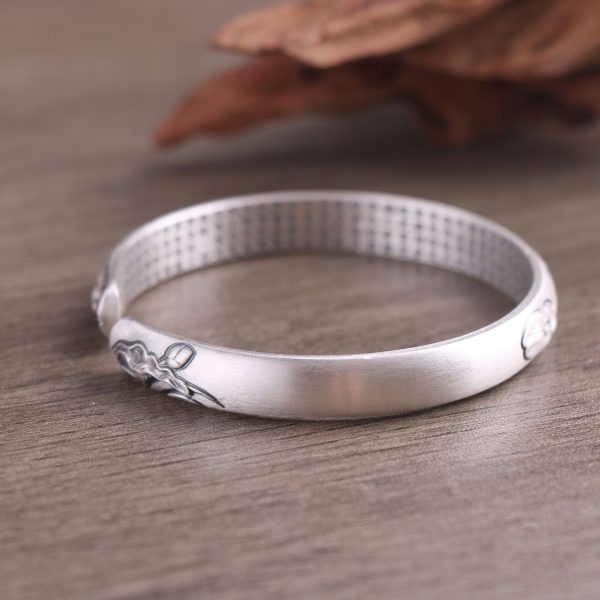 Sterling Silver Bangle Bracelet of Flower Engraved