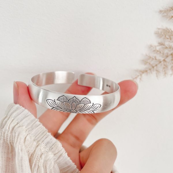 Sterling Silver Bangle of Lotus Flower Engraved front detail view
