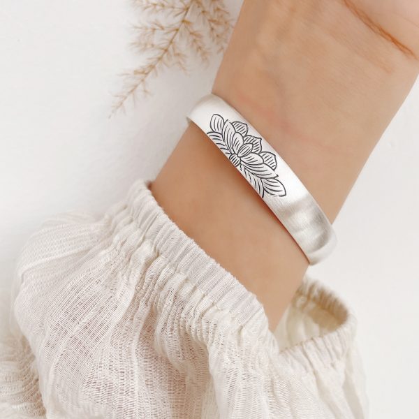 Sterling Silver Bangles for women of wear view, silver bangles surface Engraved Lotus Flower