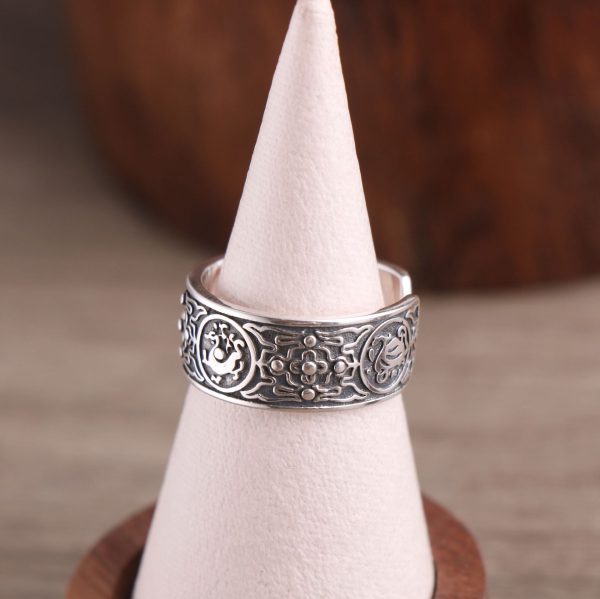 Sterling Silver Chinese Mythical Beasts Ring For Men front view
