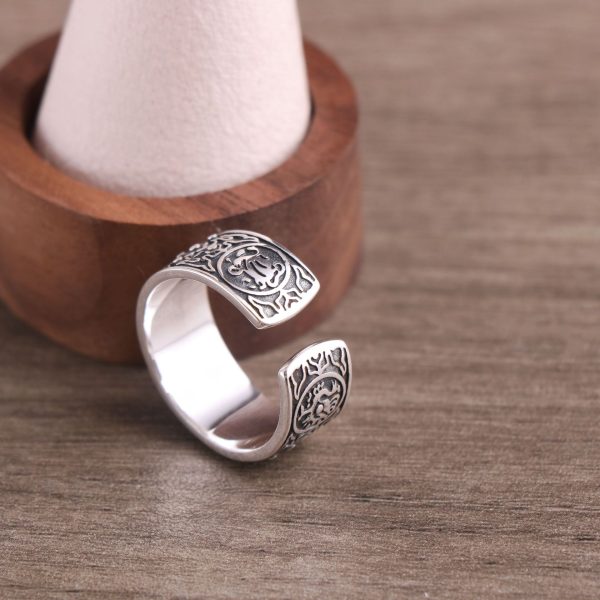 Sterling Silver Chinese Mythical Beasts Ring For Men right view