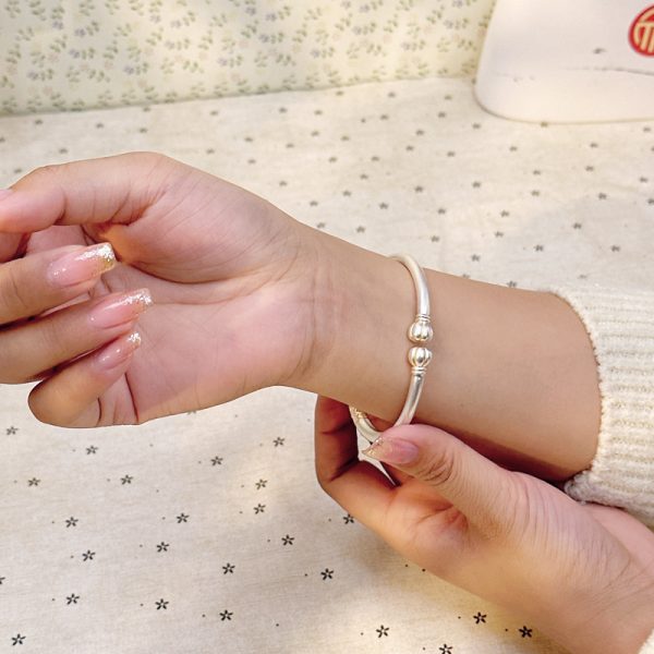 Sterling Silver Solid Round Bar Bangle Bracelet - Image 3