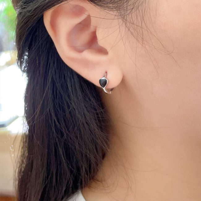 Heart Black Stone Silver Hoop Earrings For Women