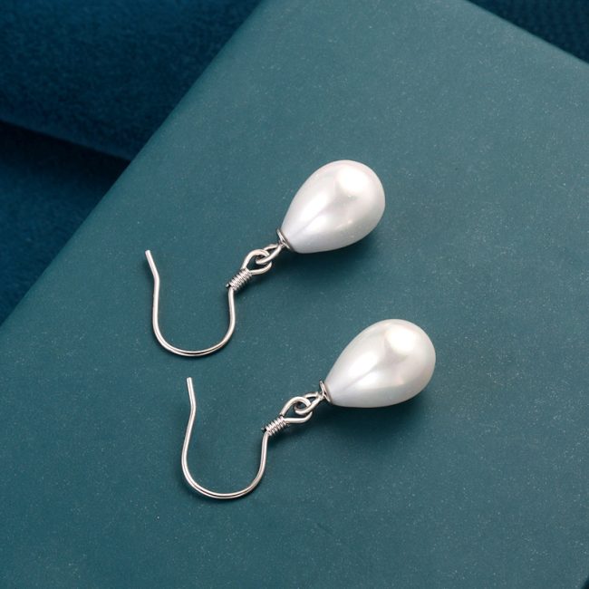 s925 Sterling Silver Water Drop Pearl Earrings