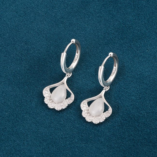 Cat Eye Stone & Ginkgo Leaf Earrings
