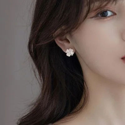 Heart Shaped Diamond Four leaf clover silver stud earrings for women