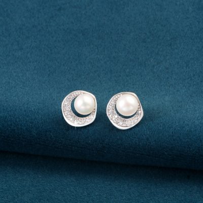 Sterling Silver Pearl Stud Earrings