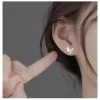 Pendientes de plata de ley con forma de mariposa video thumb