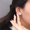 Pendientes de botón de plata de ley con forma de mariposa y diamantes