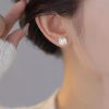 Pendientes Flor Perla de Plata de Ley video thumb