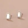 Pendientes de plata de ley con diamantes ovalados para color plata